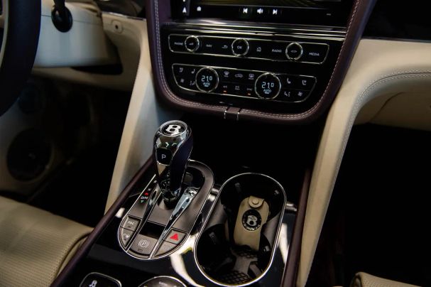 Bentley Bentayga 404 kW image number 24