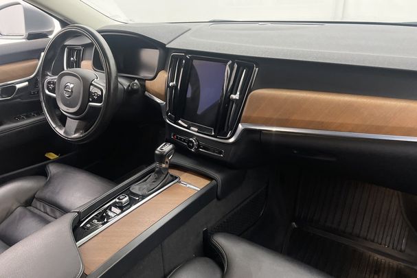 Volvo V90 D4 Inscription 140 kW image number 20