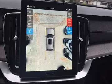 Car image 24