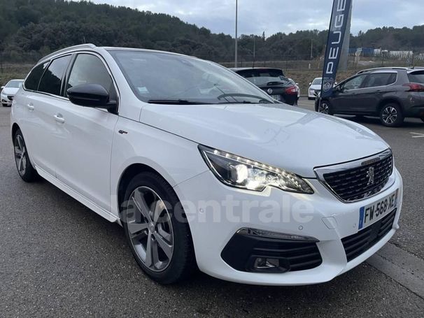 Peugeot 308 SW 1.2 PureTech 130 96 kW image number 2