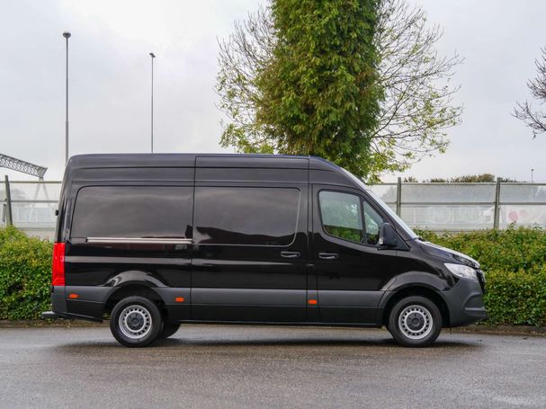 Mercedes-Benz Sprinter 317 CDI RWD 125 kW image number 2