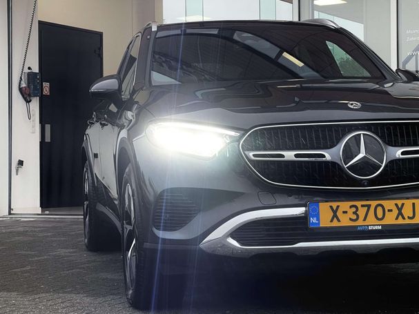 Mercedes-Benz GLC 300 e Line 4Matic 230 kW image number 20