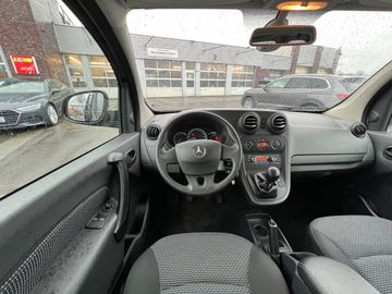 Car image 23