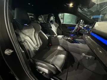 Car image 46
