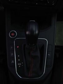 Car image 37