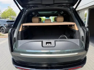 Car image 33