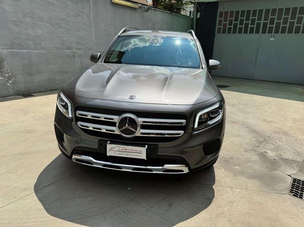 Mercedes-Benz GLB 200 120 kW image number 2