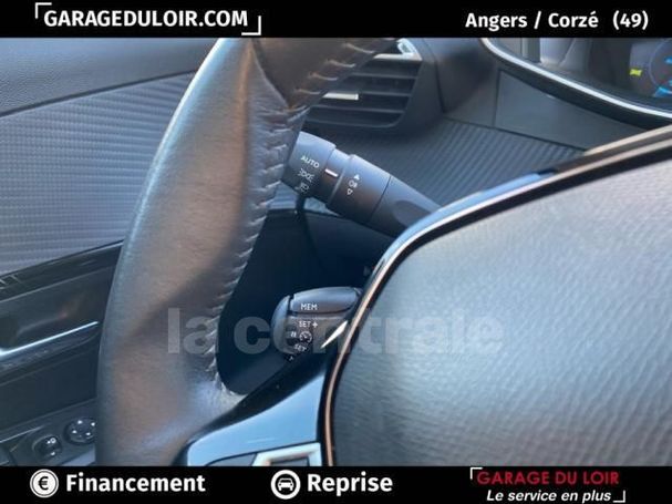 Peugeot 208 BlueHDi 100 Allure 74 kW image number 15