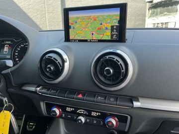 Car image 36