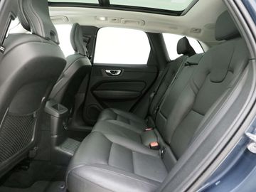 Car image 36