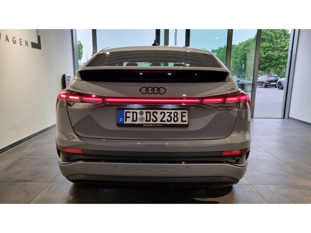 Audi Q4 40 e-tron S-line Sportback 150 kW image number 3