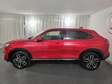 Car image 27