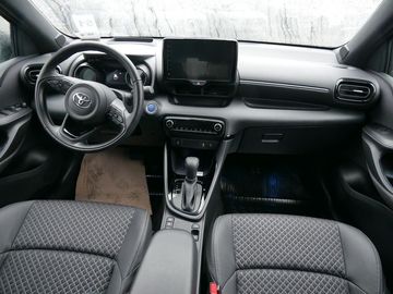 Car image 10