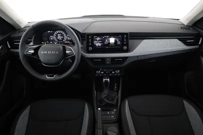 Car image 30