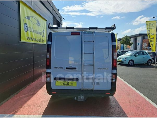 Renault Trafic Grand dCi 107 kW image number 16