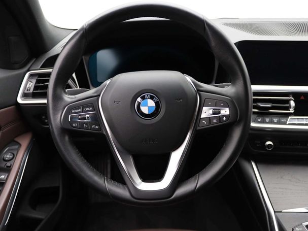 BMW 320i 135 kW image number 8