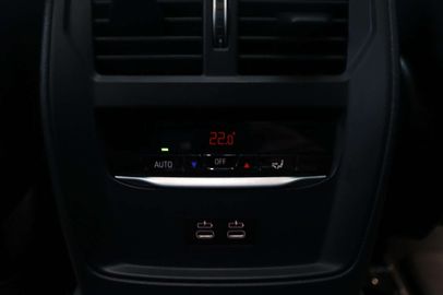 Car image 48