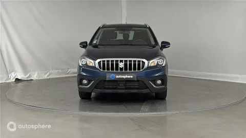 Car image 3