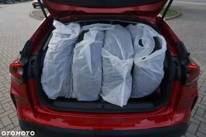 Car image 34