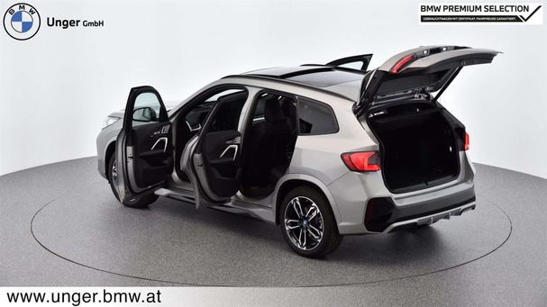 BMW iX1 xDrive30 200 kW image number 20