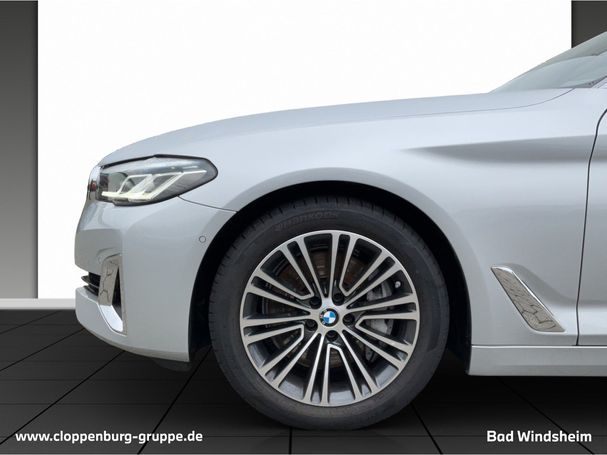 BMW 530d Touring xDrive 210 kW image number 9