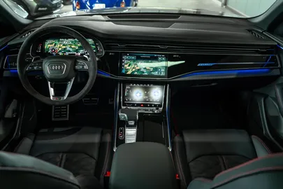 Car image 28