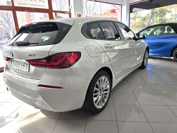 BMW 118i 100 kW image number 3