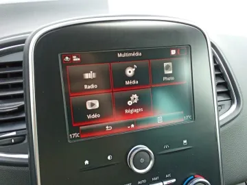 Car image 42