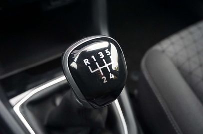 Car image 31