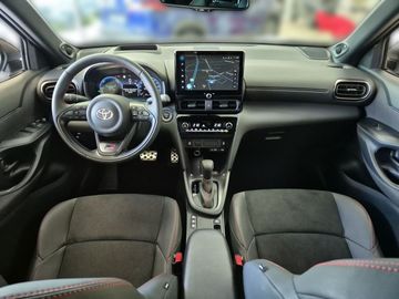 Car image 12