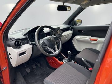 Car image 12