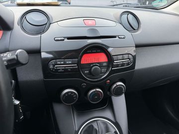 Car image 11