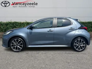 Car image 5