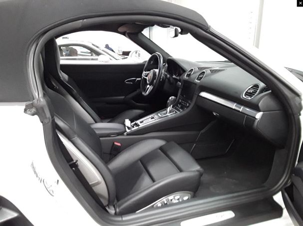 Porsche Boxster PDK 220 kW image number 6