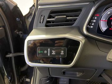 Car image 45