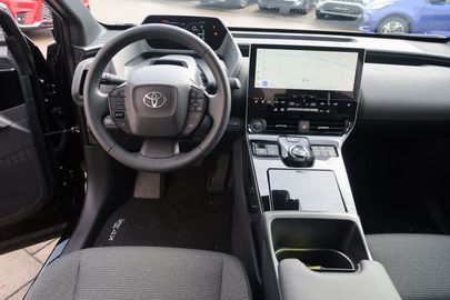 Car image 9