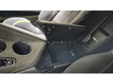 Car image 37