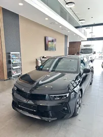 Car image 11