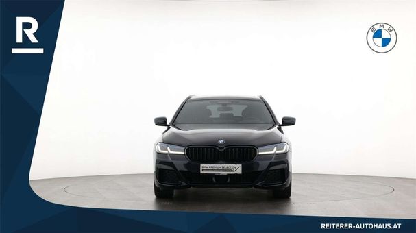 BMW 530i Touring xDrive 185 kW image number 10