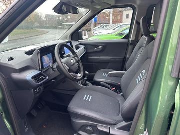 Car image 8