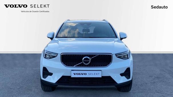 Volvo XC40 T2 Core 95 kW image number 3