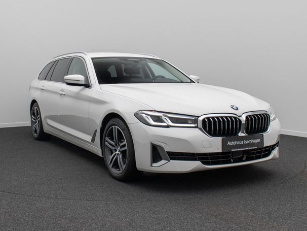 BMW 530 Touring Luxury Line 215 kW image number 3