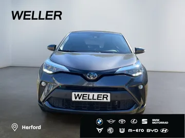 Car image 3
