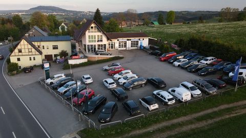 Car image 22