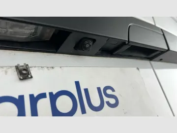 Car image 41