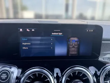 Car image 24