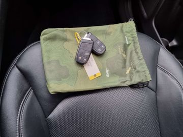 Car image 41