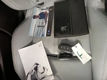 Car image 39