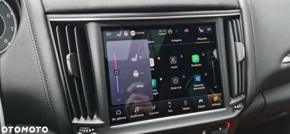 Car image 29