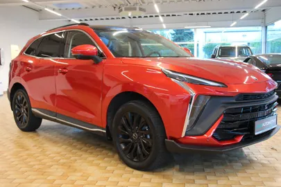 Car image 3